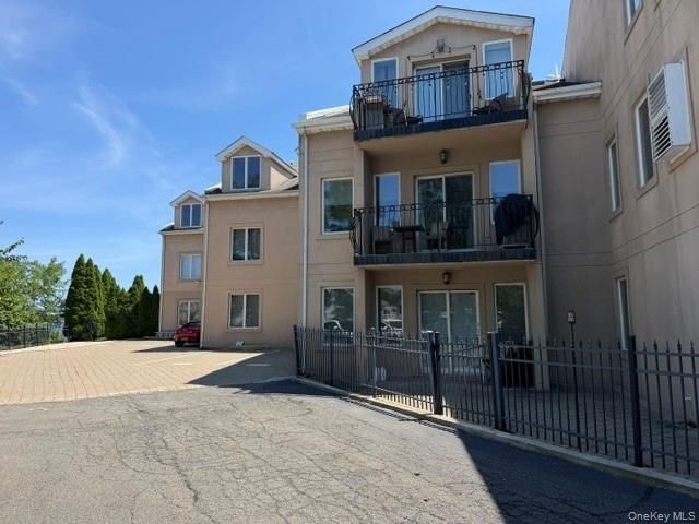 1422 Outlook Avenue 2, Bronx, NY 10465