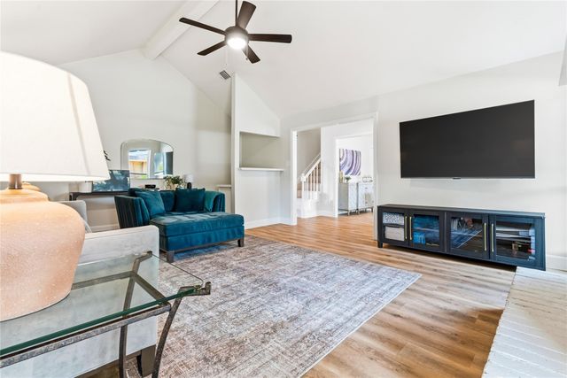 2218 Hickory Lawn Drive, Houston, TX 77077