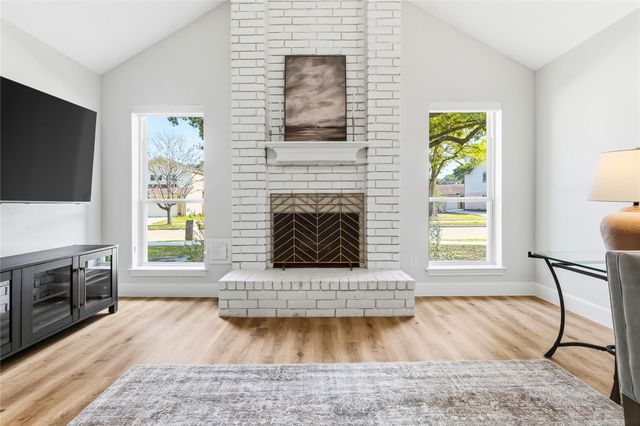 2218 Hickory Lawn Drive, Houston, TX 77077