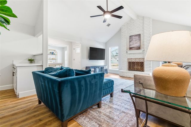 2218 Hickory Lawn Drive, Houston, TX 77077