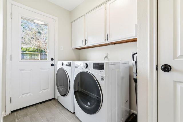 2218 Hickory Lawn Drive, Houston, TX 77077