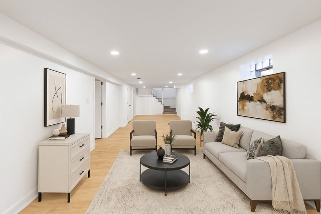 7511 S Damen Avenue, Chicago, IL 60620