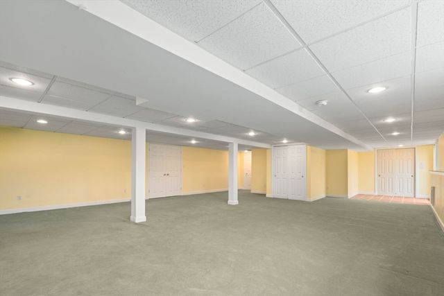 4 Arbella Rd 4, Bedford, MA 01730