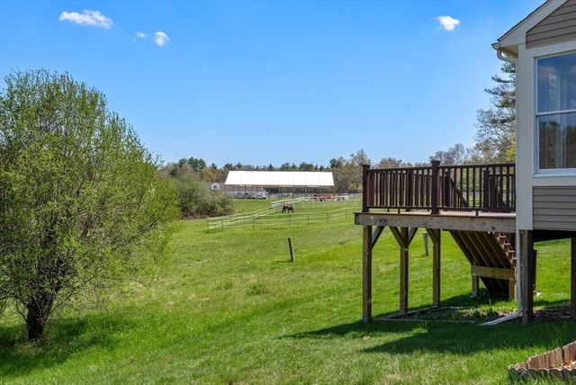 4 Arbella Rd 4, Bedford, MA 01730