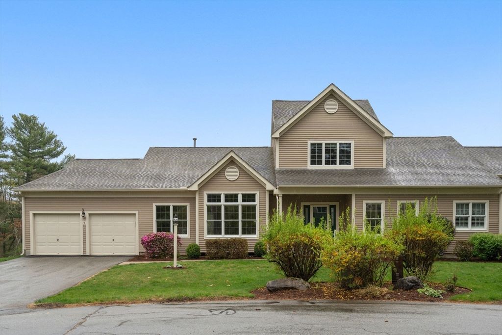 4 Arbella Rd 4, Bedford, MA 01730
