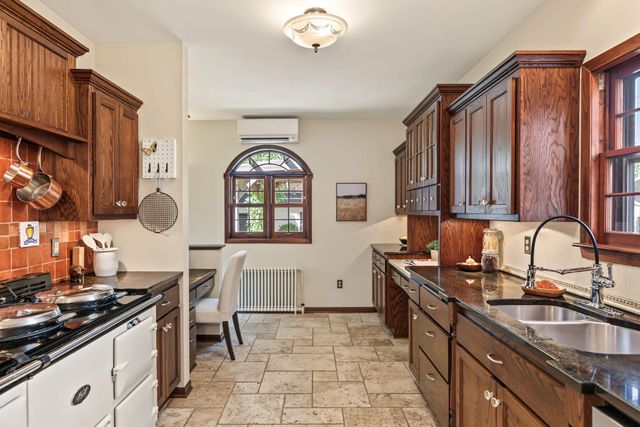5228 James Avenue S, Minneapolis, MN 55419