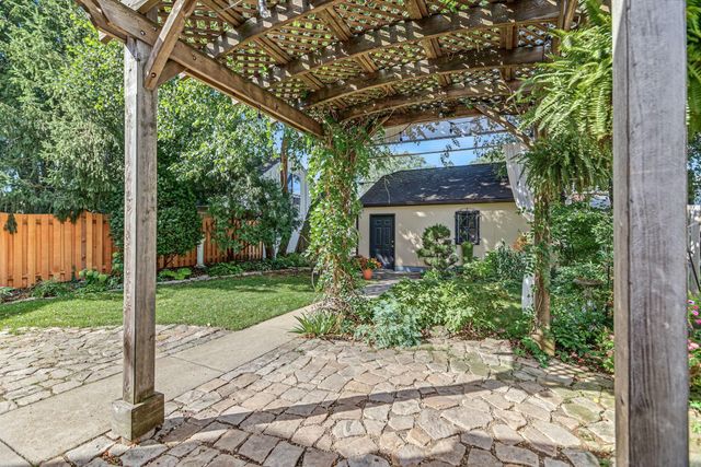 5228 James Avenue S, Minneapolis, MN 55419