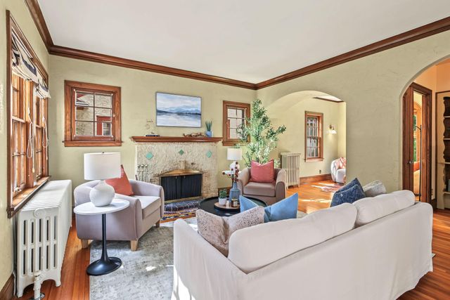 5228 James Avenue S, Minneapolis, MN 55419