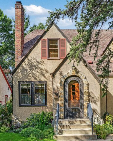 5228 James Avenue S, Minneapolis, MN 55419