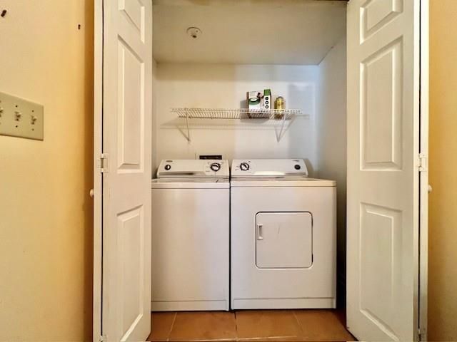 107 Old Ferry Way, Roswell, GA 30076