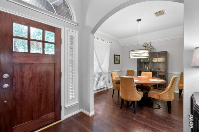 2 Westward Ridge Place, The Woodlands, TX 77384