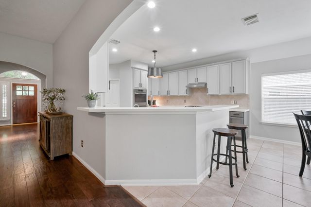 2 Westward Ridge Place, The Woodlands, TX 77384