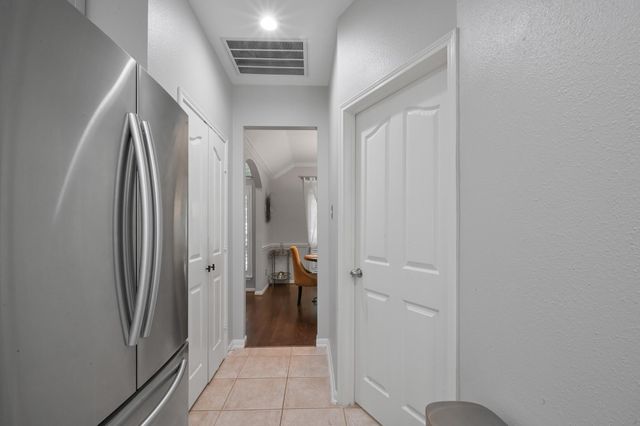 2 Westward Ridge Place, The Woodlands, TX 77384