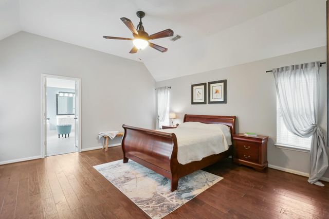 2 Westward Ridge Place, The Woodlands, TX 77384