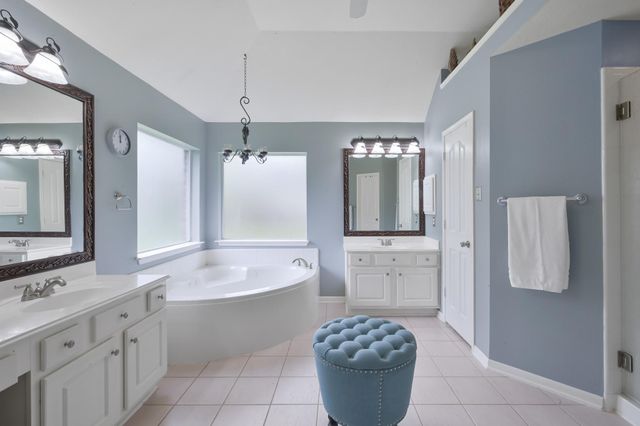 2 Westward Ridge Place, The Woodlands, TX 77384