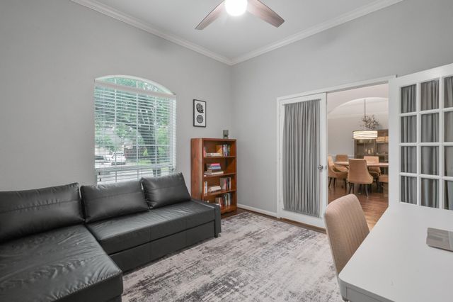 2 Westward Ridge Place, The Woodlands, TX 77384