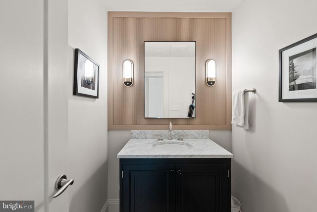 6936 CARMICHAEL AVE, Bethesda, MD 20817