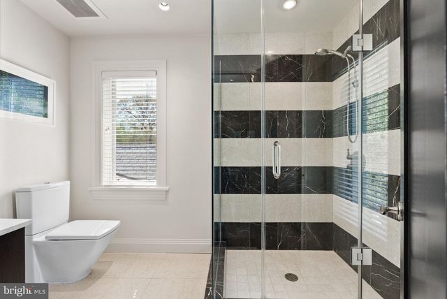 6936 CARMICHAEL AVE, Bethesda, MD 20817