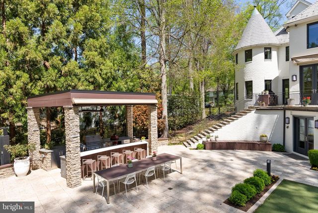 6936 CARMICHAEL AVE, Bethesda, MD 20817
