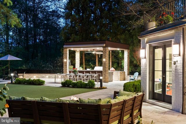 6936 CARMICHAEL AVE, Bethesda, MD 20817