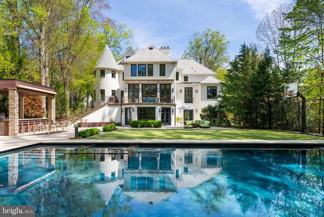 6936 CARMICHAEL AVE, Bethesda, MD 20817