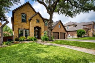 8810 WOODLAND BND, San Antonio, TX 78255
