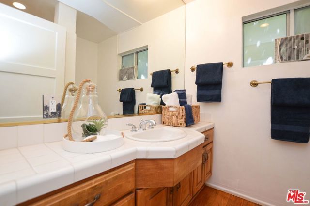 3538 Greenfield Avenue, Los Angeles, CA 90034