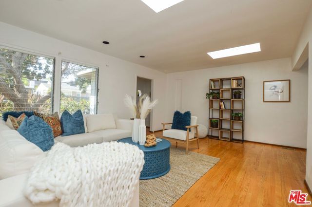 3538 Greenfield Avenue, Los Angeles, CA 90034