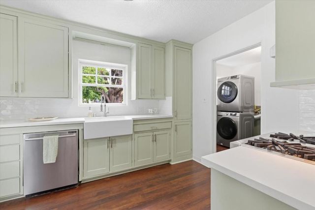 1055 Newhall Street, San Jose, CA 95126