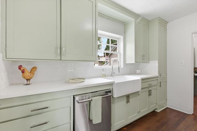 1055 Newhall Street, San Jose, CA 95126
