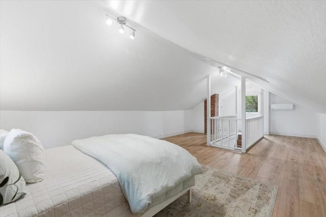 1055 Newhall Street, San Jose, CA 95126