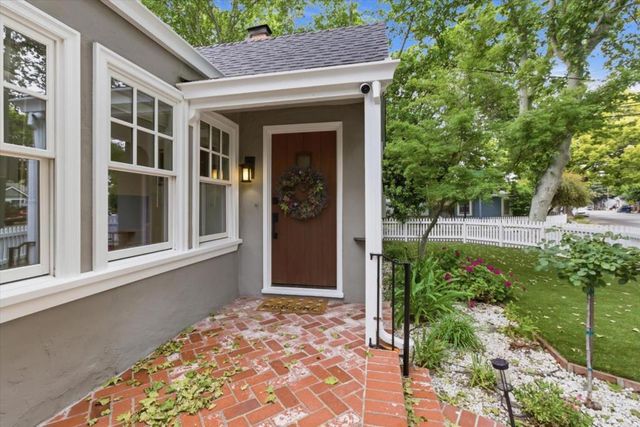 1055 Newhall Street, San Jose, CA 95126