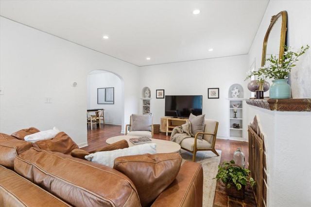 1055 Newhall Street, San Jose, CA 95126