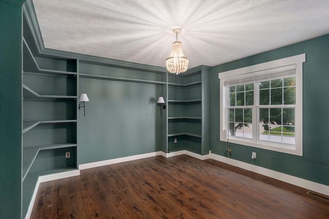 830 E Rachael Drive, Republic, MO 65738