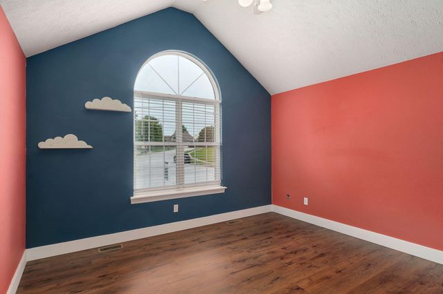 830 E Rachael Drive, Republic, MO 65738