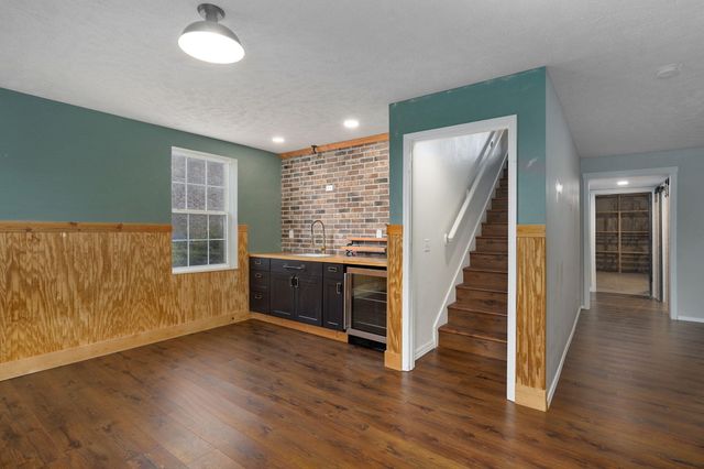 830 E Rachael Drive, Republic, MO 65738