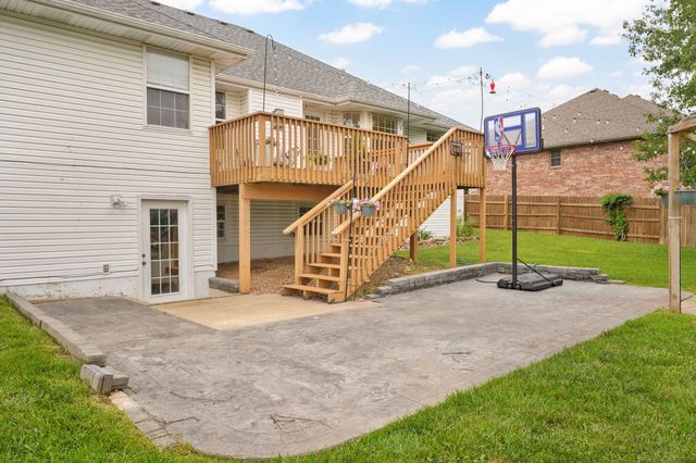 830 E Rachael Drive, Republic, MO 65738