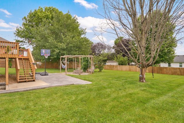 830 E Rachael Drive, Republic, MO 65738