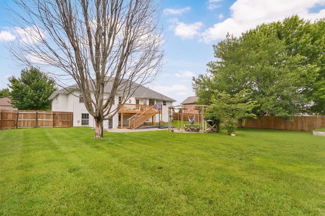 830 E Rachael Drive, Republic, MO 65738