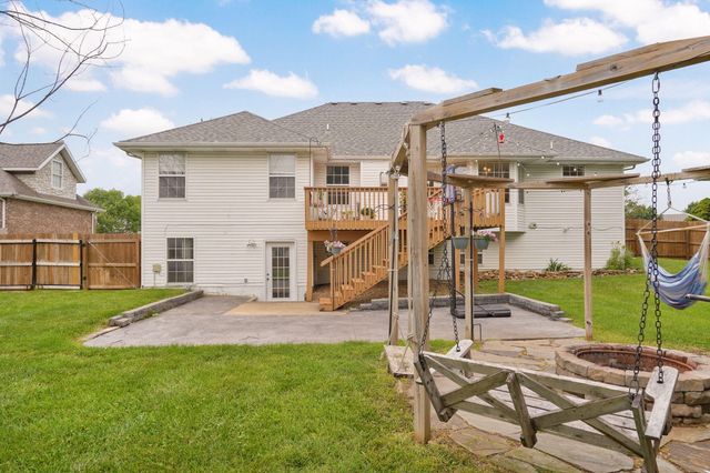 830 E Rachael Drive, Republic, MO 65738