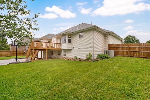 830 E Rachael Drive, Republic, MO 65738