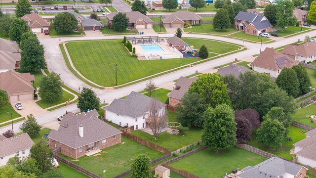 830 E Rachael Drive, Republic, MO 65738