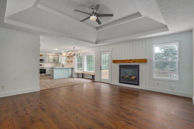 830 E Rachael Drive, Republic, MO 65738