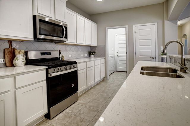 118 Millsaps CT, Bastrop, TX 78602