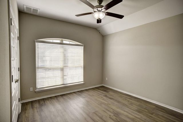 118 Millsaps CT, Bastrop, TX 78602