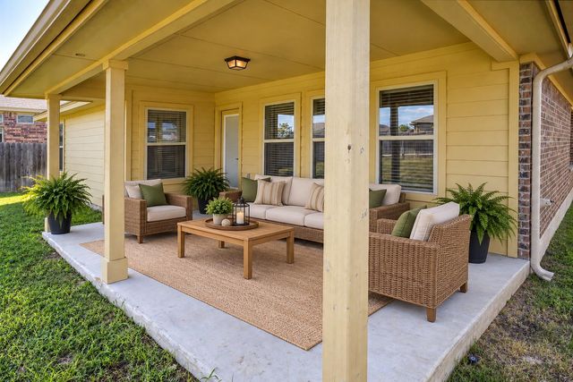 118 Millsaps CT, Bastrop, TX 78602