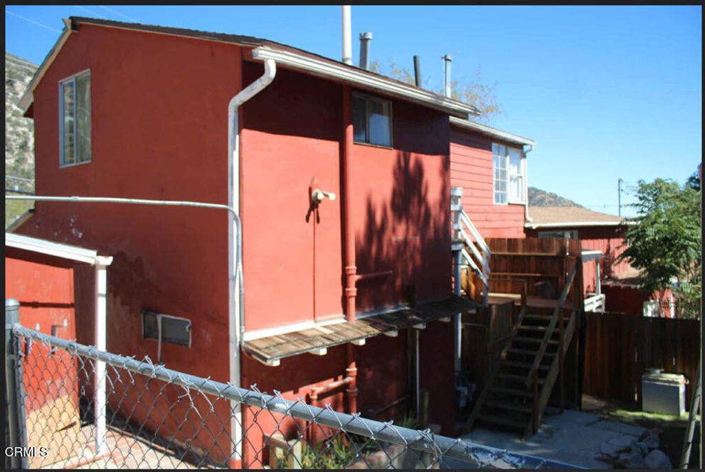 Image 2 of property listing at 3904 Mount Pinos Way, Frazier Park, CA 93225