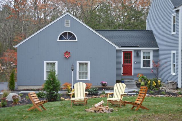 17 Oriole Drive, Bedford, NH 03110