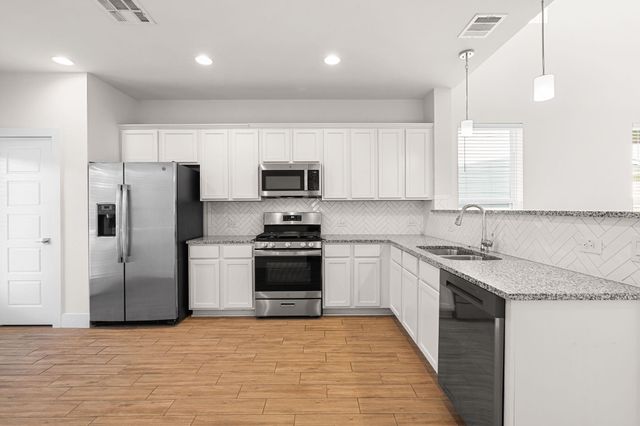 158 Elisha DR, Liberty Hill, TX 78642