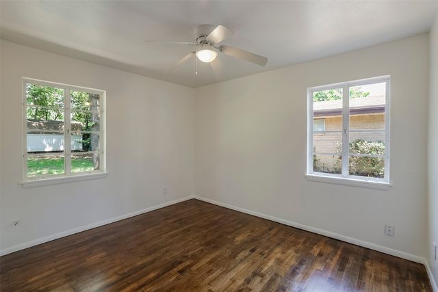 5312 Cahill Oval Street, River Oaks, TX 76114